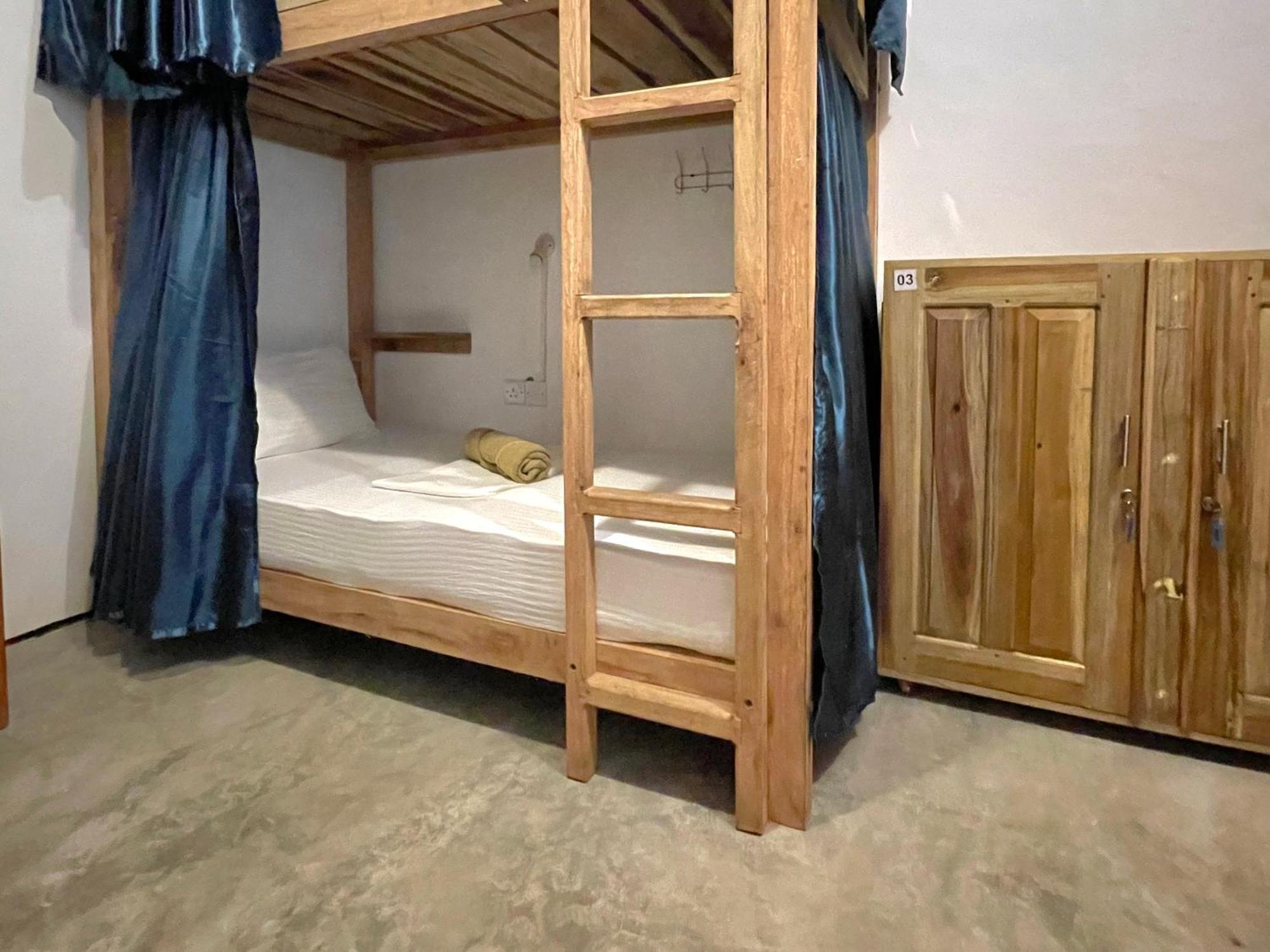 Agra Arugambay Hostel อารูกัมเบย์ ห้อง รูปภาพ