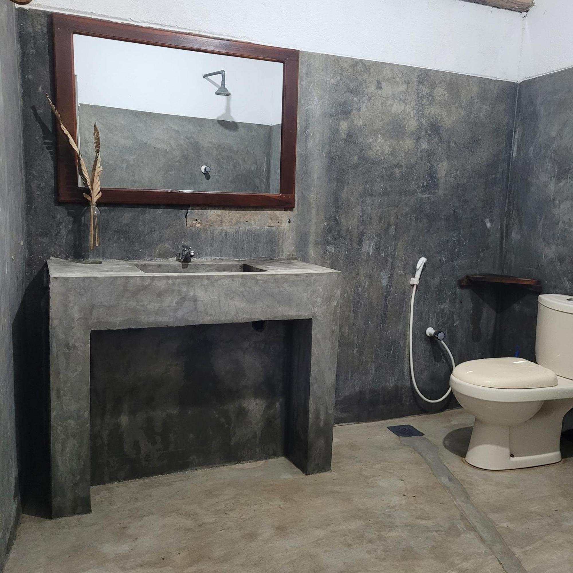 Agra Arugambay Hostel อารูกัมเบย์ ห้อง รูปภาพ